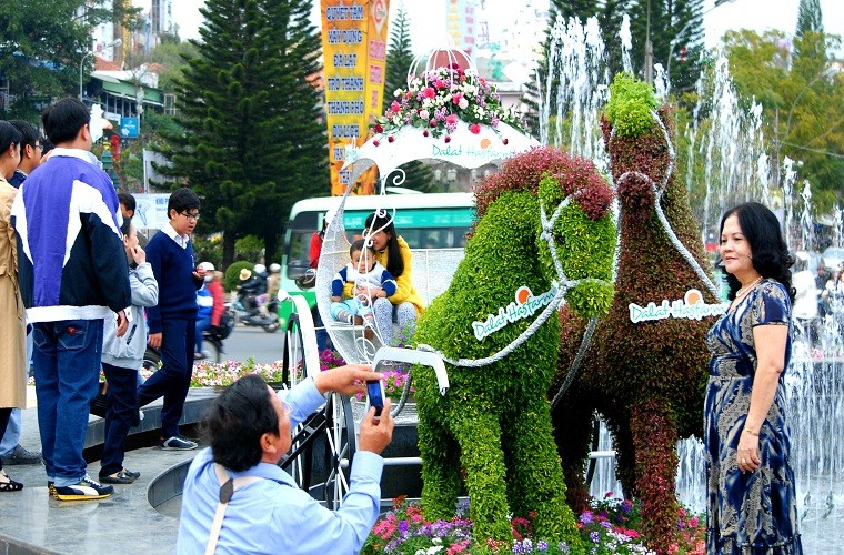 Theo nhiều du khách, 2 xe ngựa là một điểm nhấn đặc biệt của Festival hoa Đà Lạt năm nay.